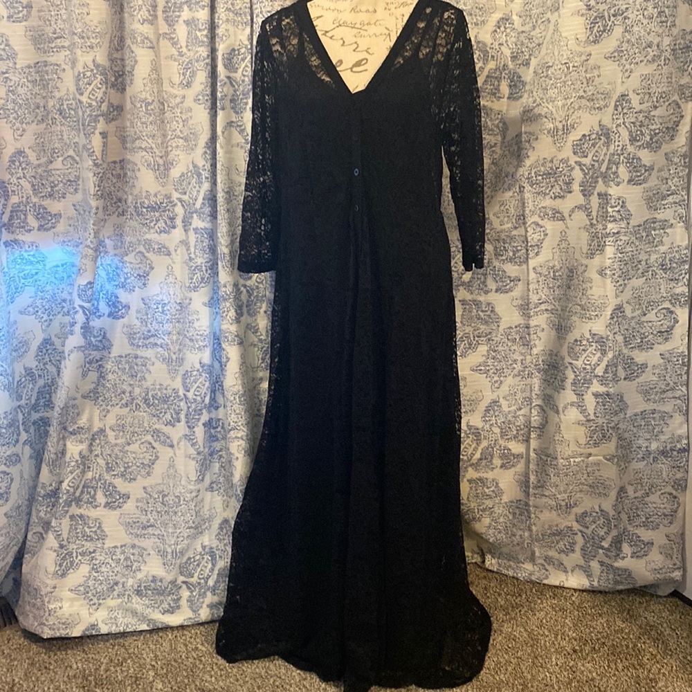 Black lace torrid dress
